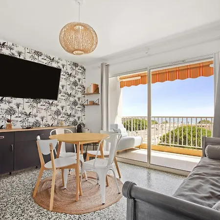 Le Lavandou Apartment *
